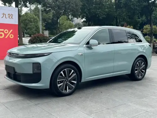 Li Auto L6, 2025