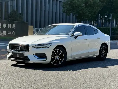 Volvo S60, 2021
