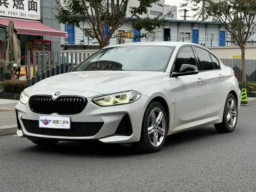 BMW 1-Series, 2021