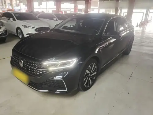 Volkswagen Passat, 2021