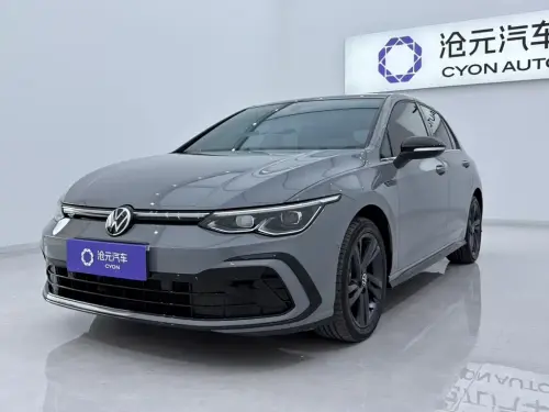 Volkswagen Golf, 2023