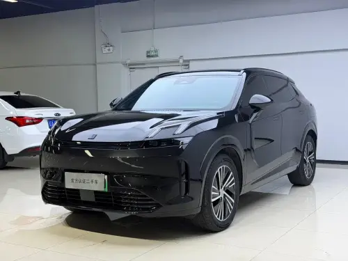 Lynk & Co 08, 2024