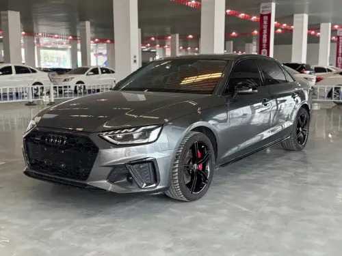 Audi A4, 2022