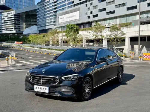 Mercedes-Benz C-Class, 2022