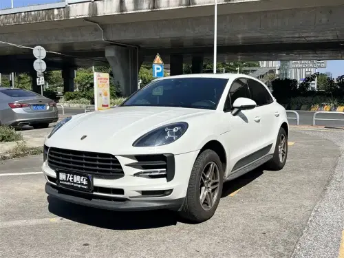 Porsche Macan, 2021