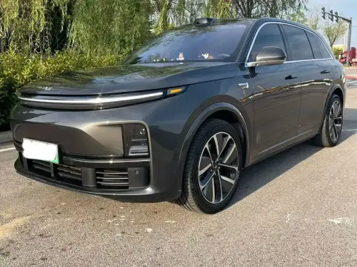 Li Auto L7, 2025