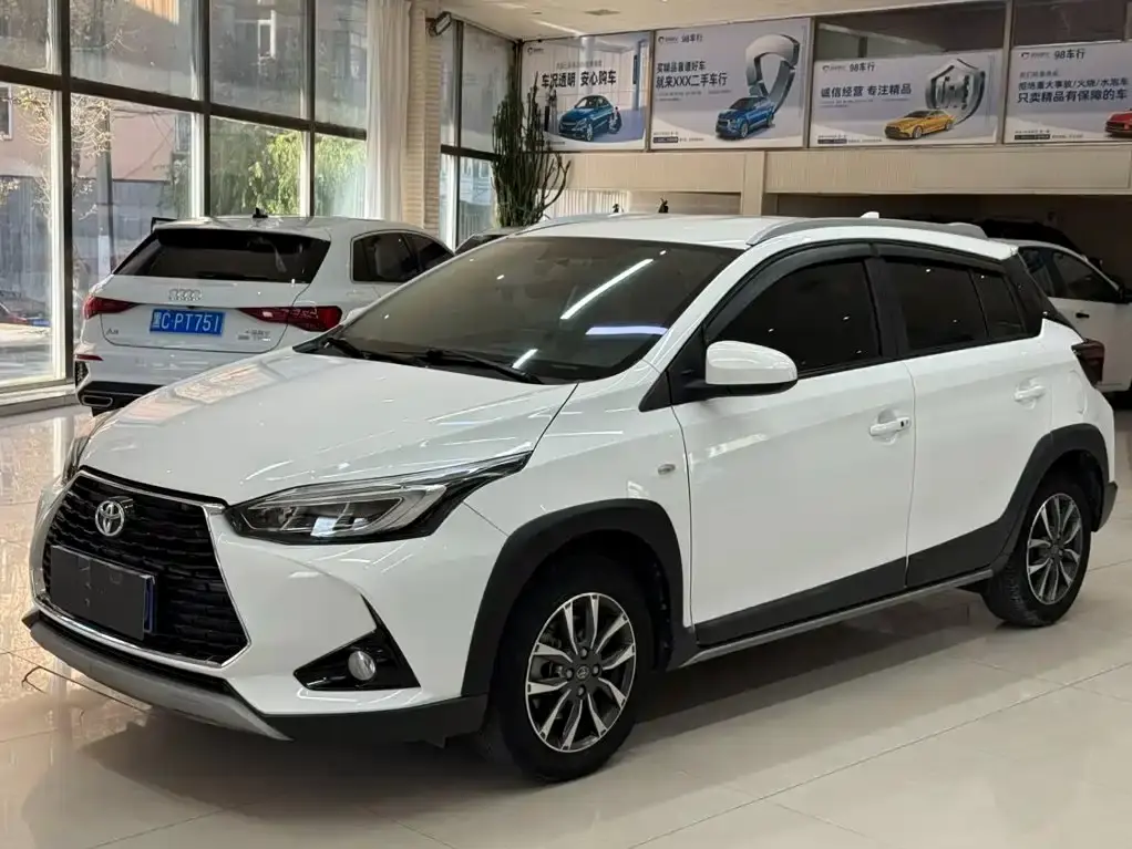Toyota Yaris L, 2022