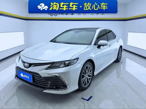 Toyota Camry, 2022