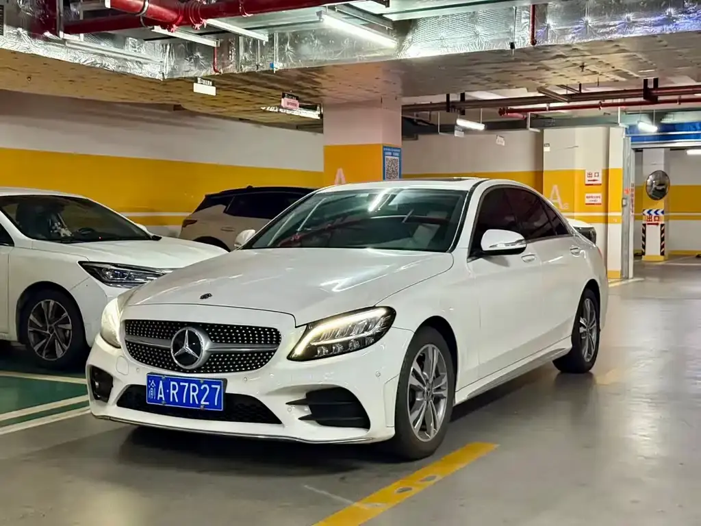 Mercedes-Benz C-Class, 2020