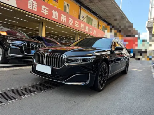 BMW 7-Series, 2021