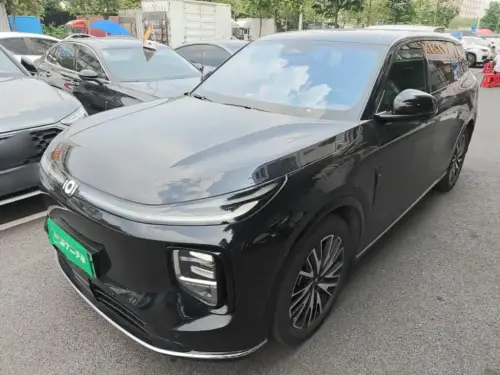 Changan Q07, 2025