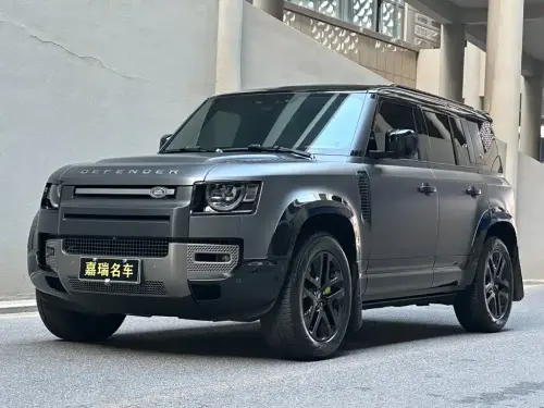 Land Rover Defender, 2024