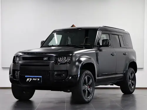 Land Rover Defender, 2024