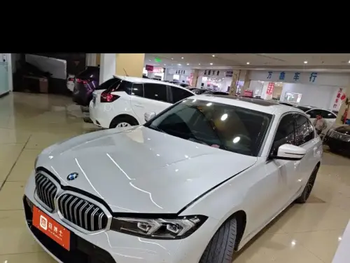 BMW 3-Series, 2023