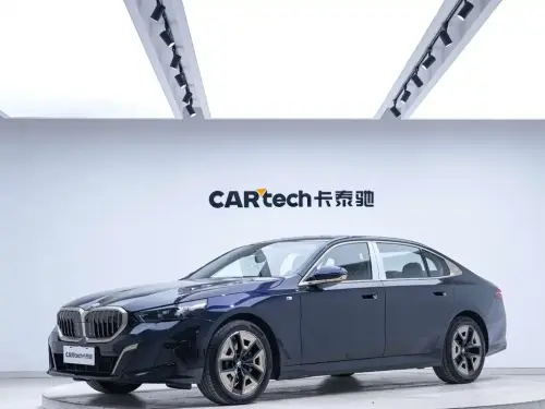 BMW 5-Series, 2024