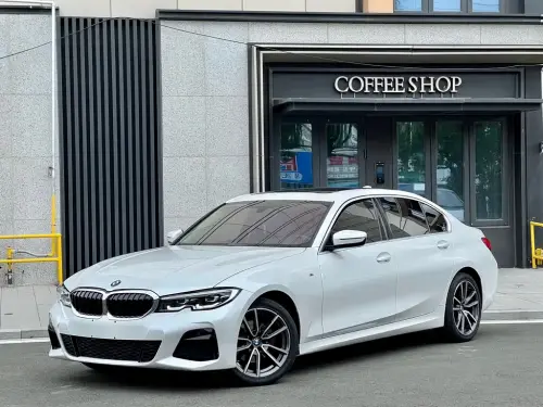 BMW 3-Series, 2021