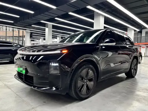 Li Auto L6, 2025