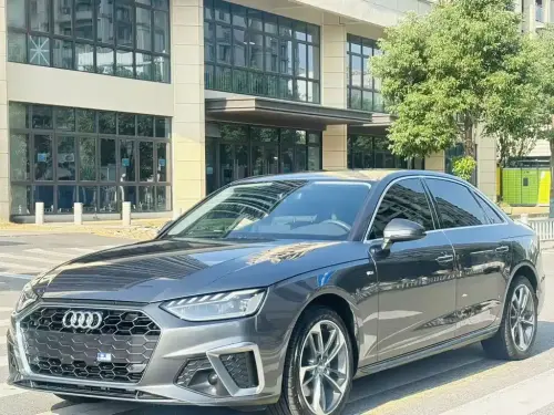 Audi A4, 2021