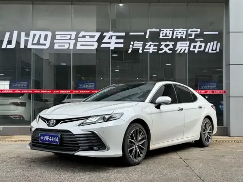 Toyota Camry, 2022