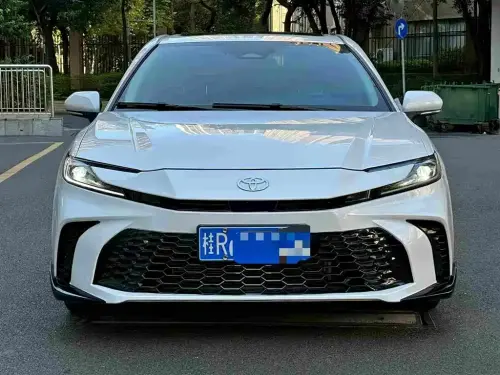 Toyota Camry, 2026