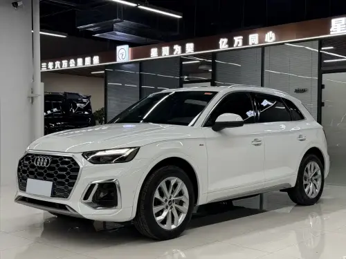 Audi Q5, 2022