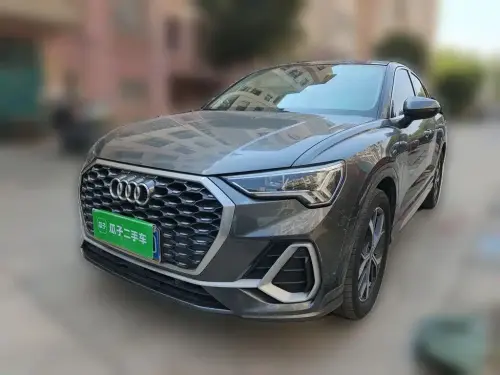 Audi Q3 Sportback, 2020