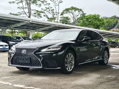 Lexus LS, 2021