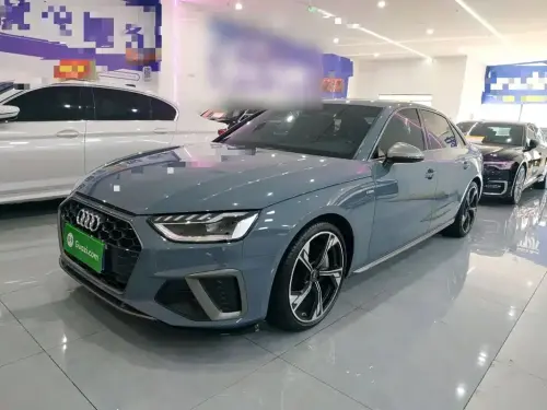 Audi A4, 2022