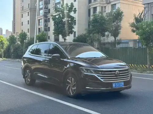 Volkswagen Viloran, 2021