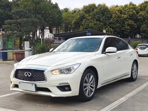 Infiniti Q50, 2023