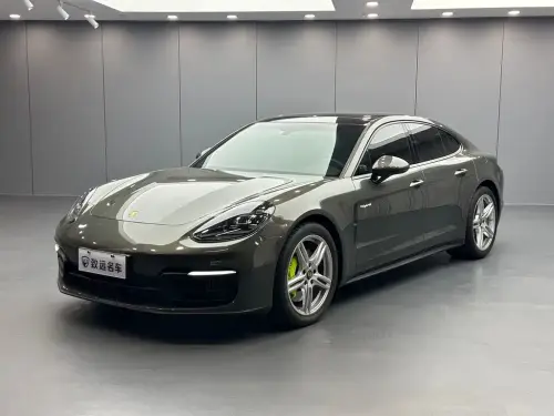 Porsche Panamera, 2024