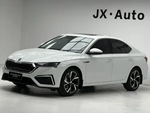Skoda Octavia, 2023
