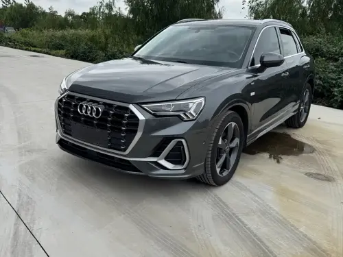 Audi Q3, 2022