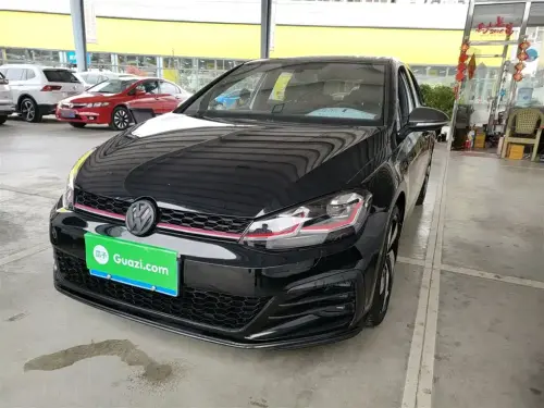 Volkswagen Golf, 2020