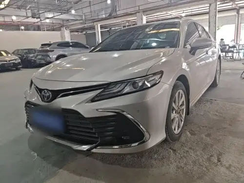 Toyota Camry, 2023
