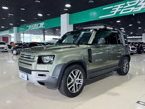 Land Rover Defender, 2024