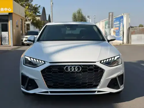 Audi A4, 2021