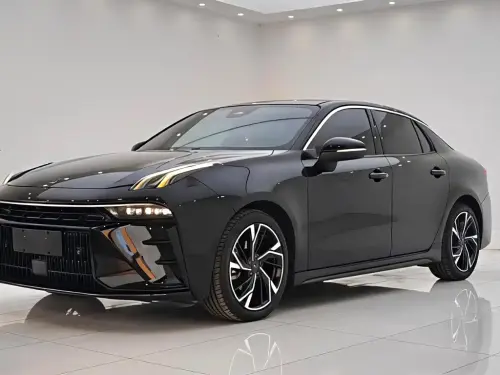 Lynk & Co 03, 2023