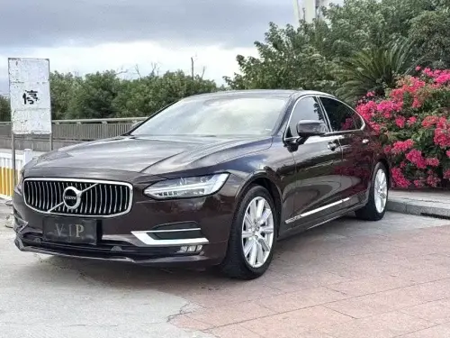 Volvo S90, 2020