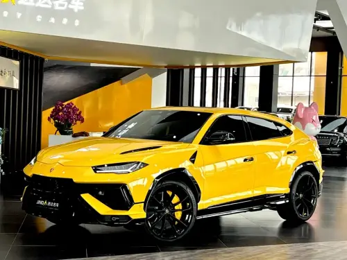 Lamborghini Urus, 2024