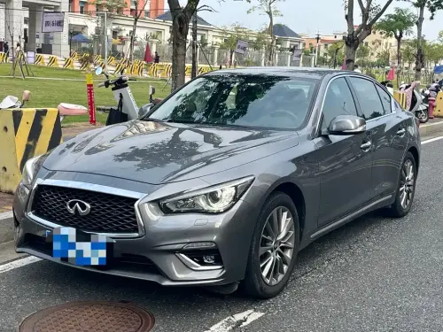 Infiniti Q50, 2021