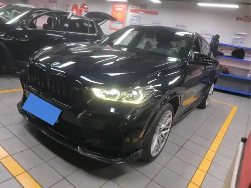 BMW X6M, 2022