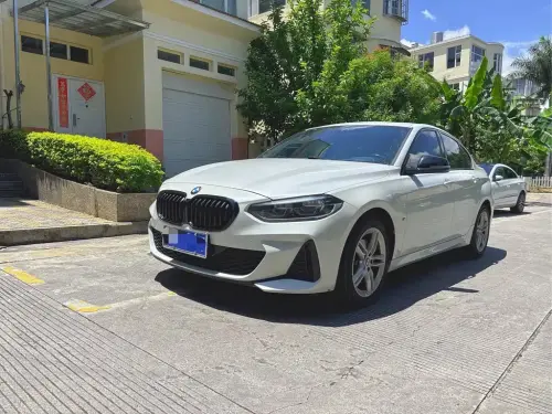 BMW 1-Series, 2021