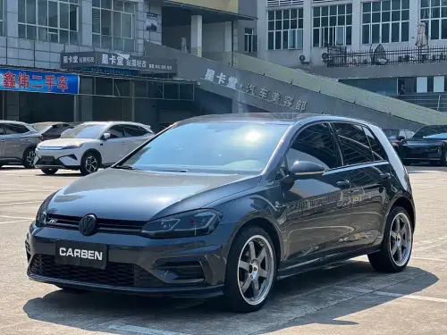 Volkswagen Golf, 2020