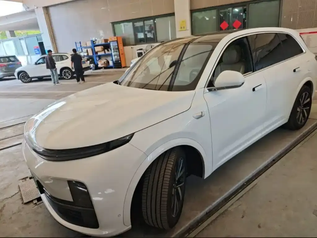 Li Auto L7, 2023