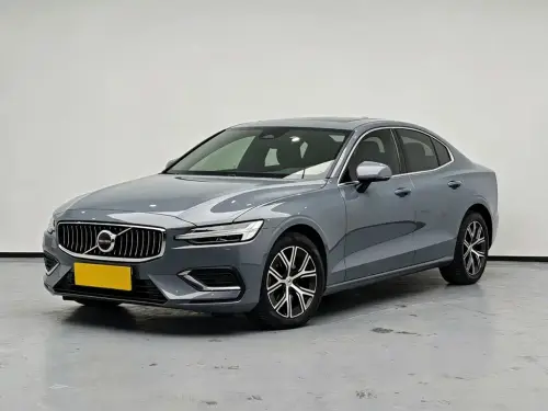 Volvo S60, 2023