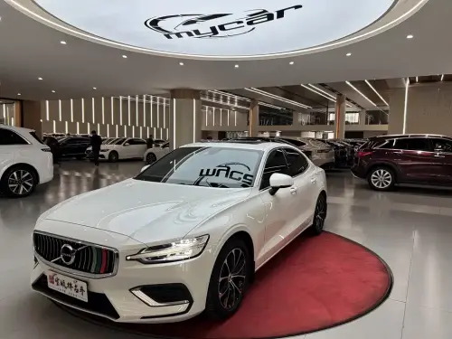 Volvo S60, 2021