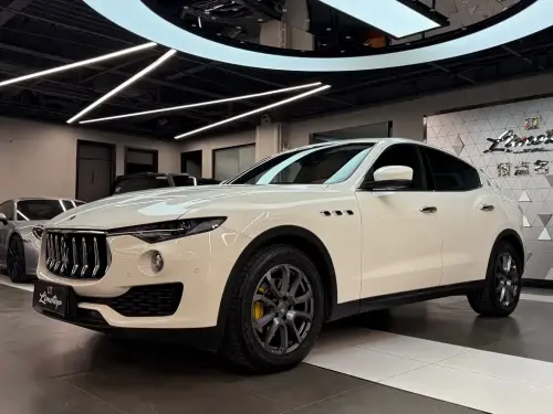 Maserati Levante, 2021