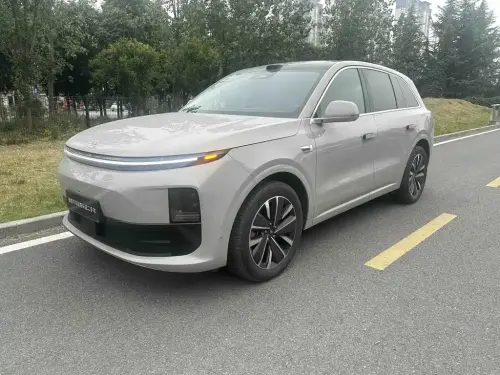 Li Auto L6, 2025