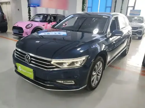 Volkswagen Variant, 2022